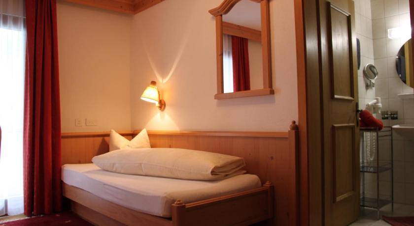 Camona & Walserhof Hotel 3*