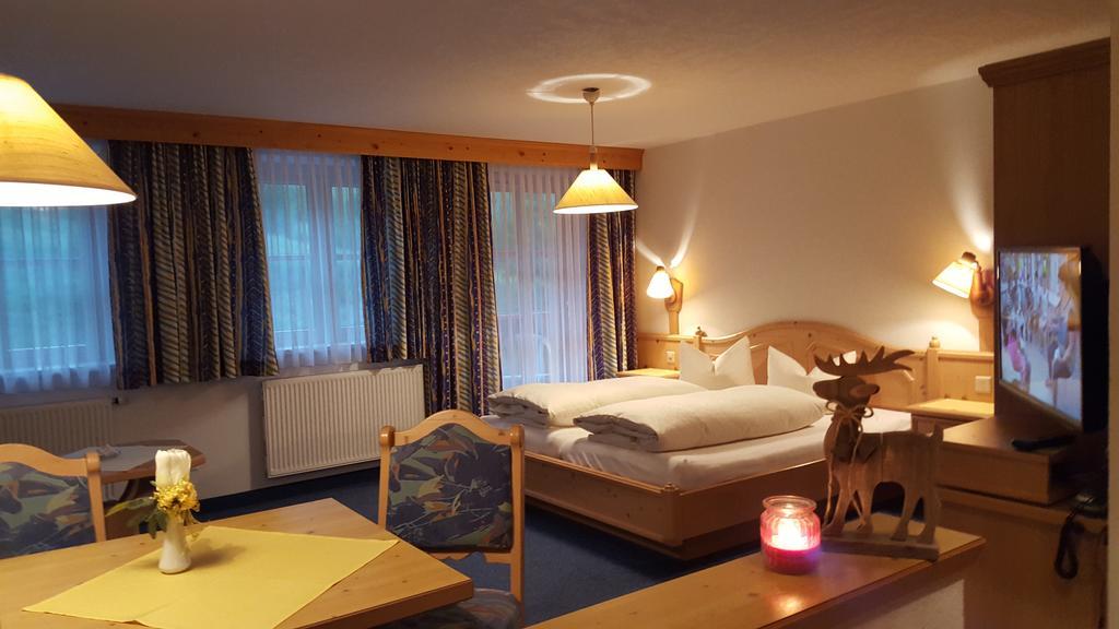 Hotel Camona & Walserhof 3*
